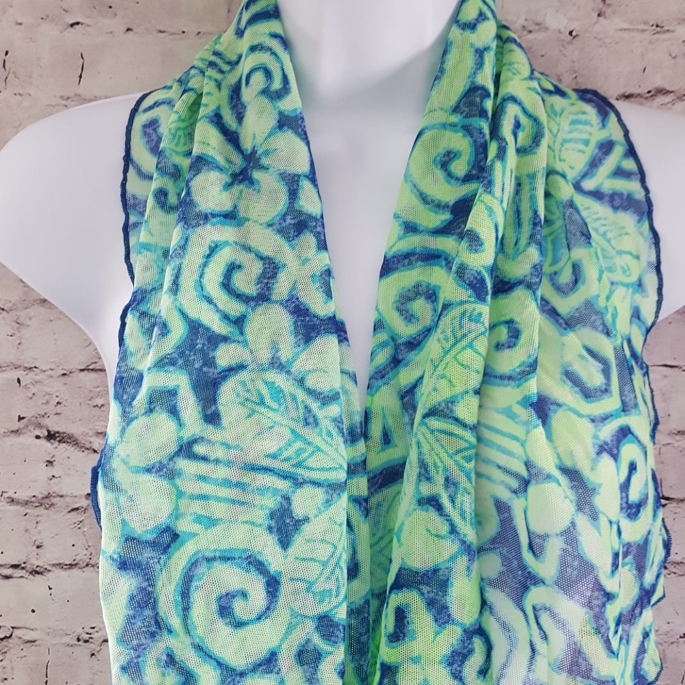 Pretty scarf